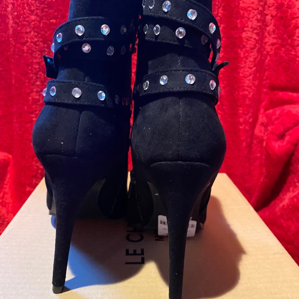 Out of this world sexy boot - Picture 2 of 4